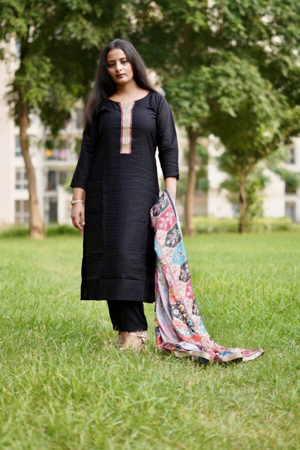 Black Cotton Straight Suit With Beautiful Muslin Duppata - Image 4