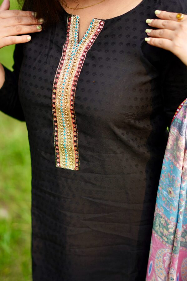 Black Cotton Straight Suit With Beautiful Muslin Duppata - Image 5