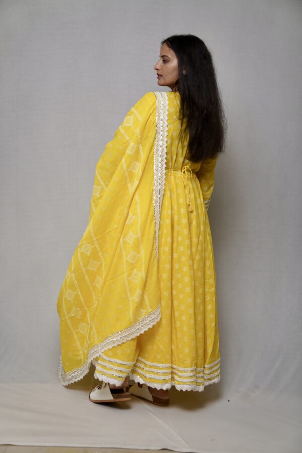 Yellow Full Flair Anarkali Suit With Beautiful Hand Work On Neck - Image 2