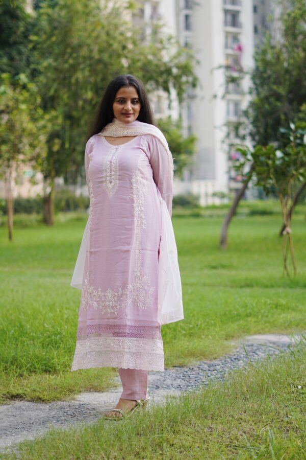 Pastel Pink Silk Beautiful Embrodieary Straight Suit With Beautiful Organza Duppata - Image 2